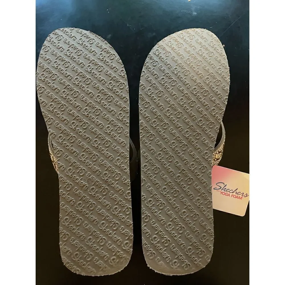 Skechers Sandals (SZ 9)